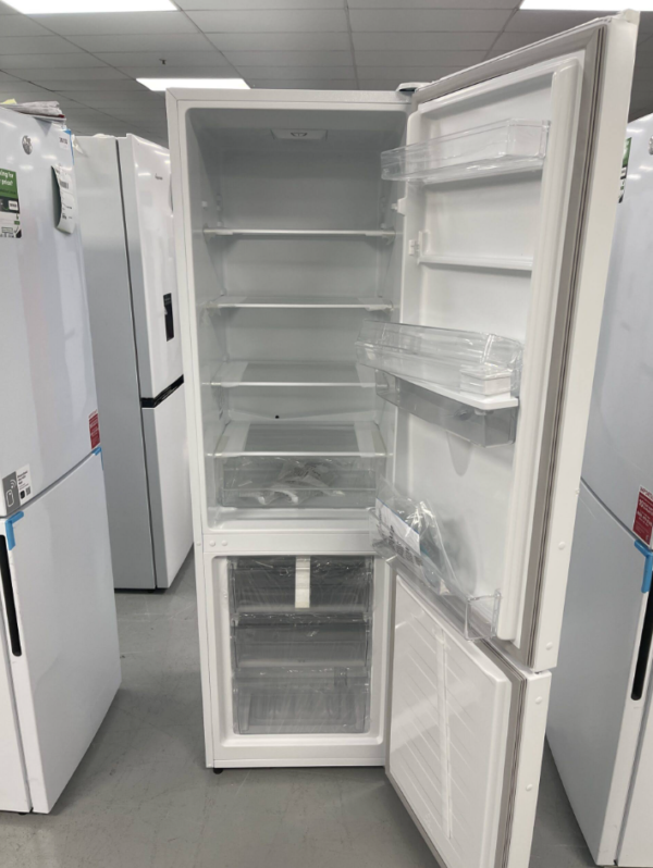 Fridgemaster MC55265DE 70/30 Fridge Freezer - White - E Rated - Image 3
